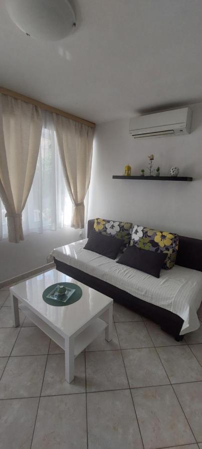 Pahljina Apartments Palit Экстерьер фото